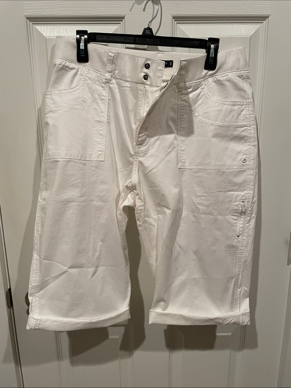 Lee Women's White Cargo Shorts